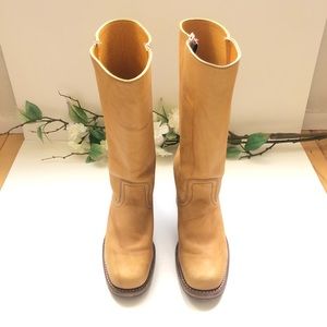 Frye Campus 14L Banana Yellow Boots 9